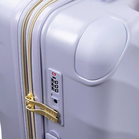 Lilac Sunrise Sahara suitcase, close-up of the TSA combination lock